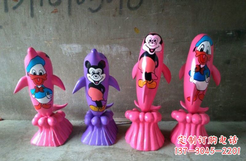 广东玻璃钢彩绘海豚雕塑