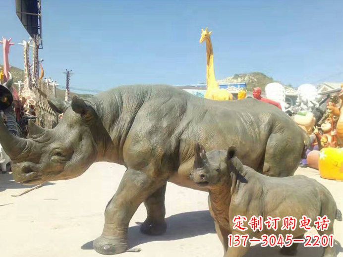 广东玻璃钢仿真犀牛