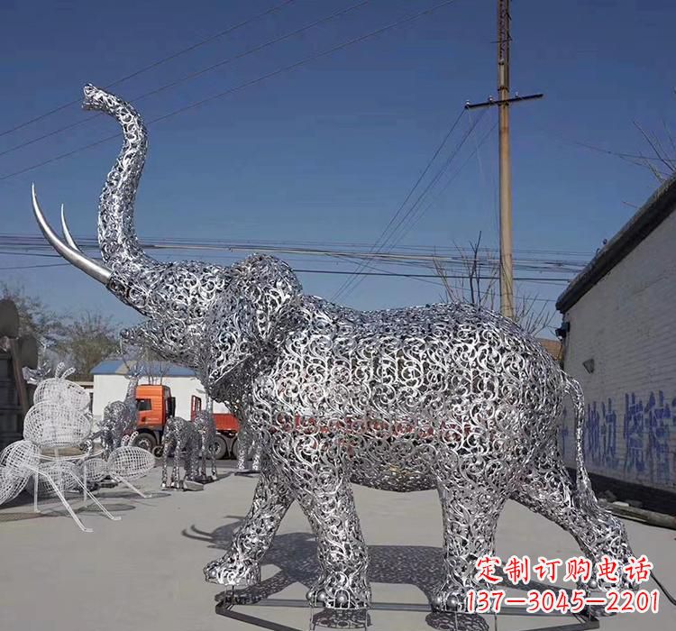 广东不锈钢大象雕塑象征力量与美丽