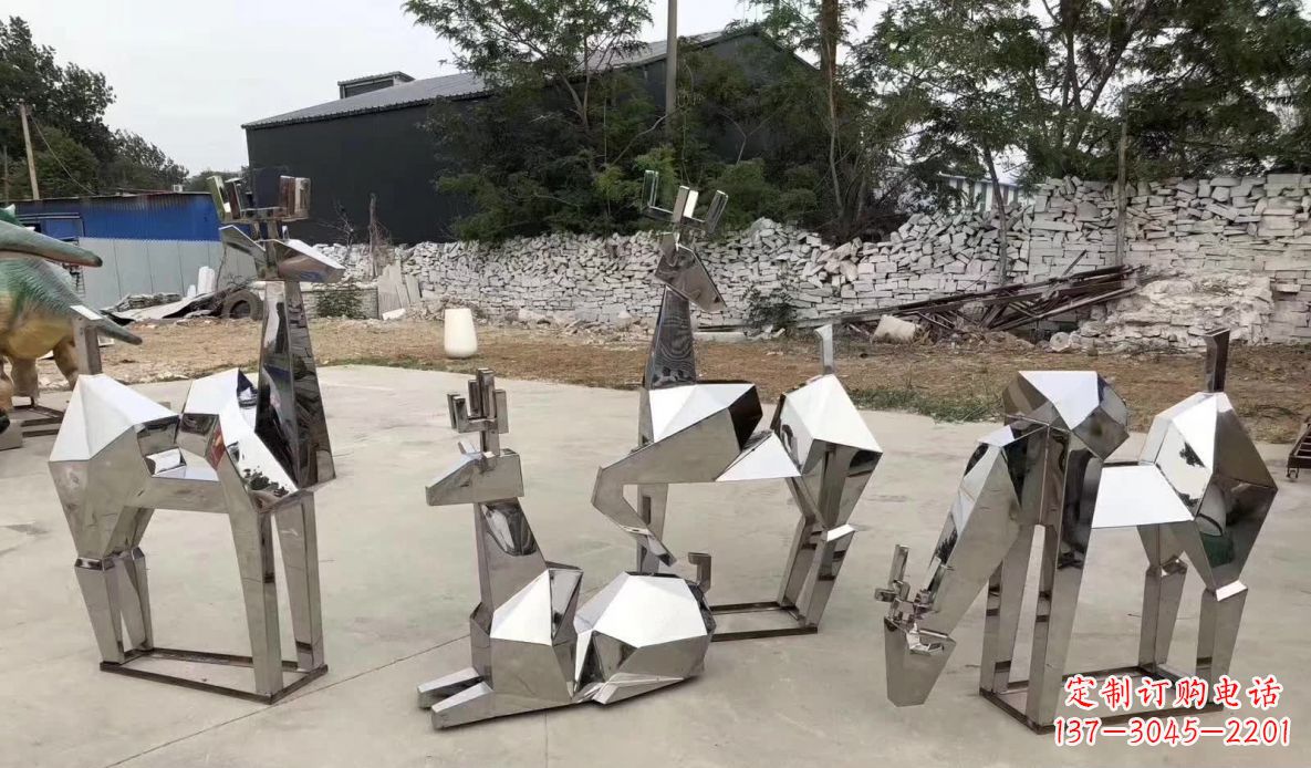 广东不锈钢电镀景观梅花鹿雕塑