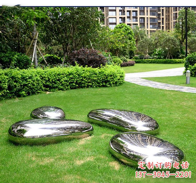 广东不锈钢鹅卵石镜面雕塑
