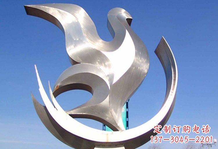 广东不锈钢鸽子雕塑美丽的象征