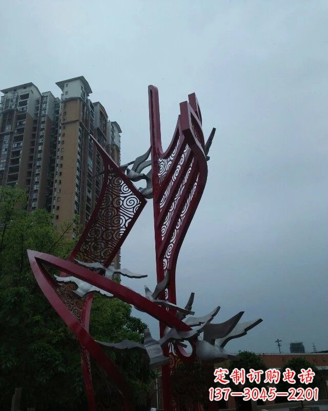 广东不锈钢和平鸽和祥云纹船帆雕塑