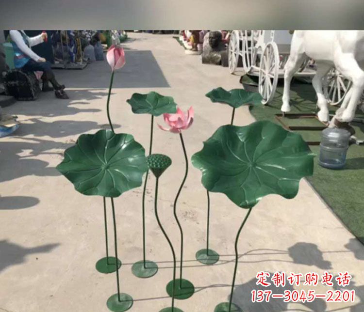 广东不锈钢园林荷花雕塑