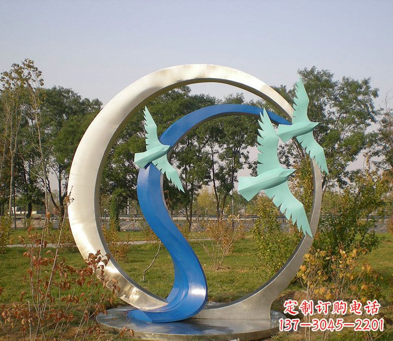 广东不锈钢圆环公园雕塑