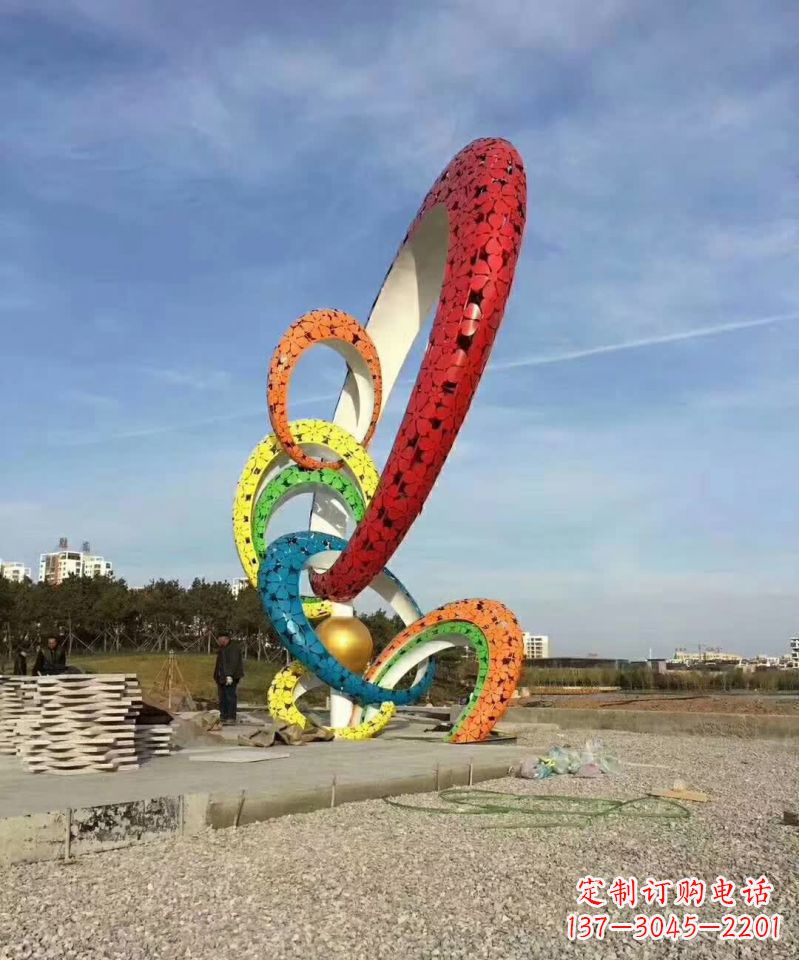 广东彩色不锈钢抽象圆环雕塑1