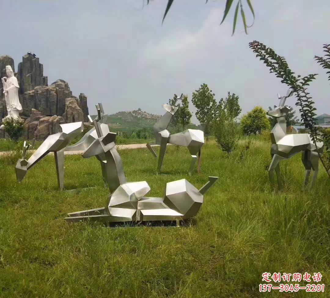 广东草坪不锈钢锻造小鹿雕塑