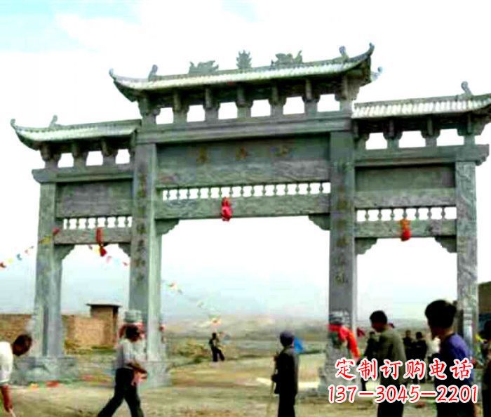 广东村庄三门牌坊石雕 (3)