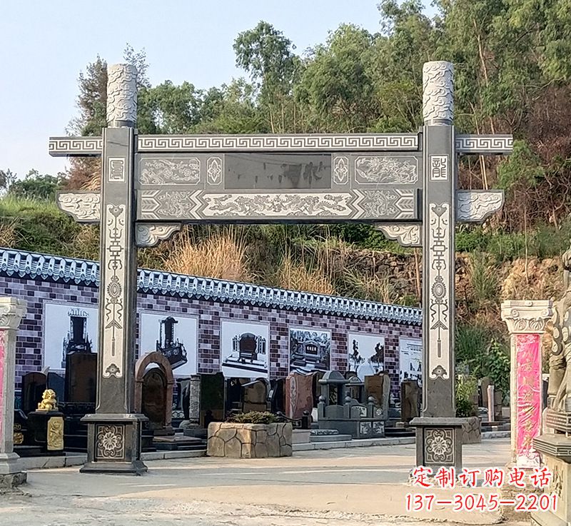 广东古村牌坊雕塑精湛技艺的经典之作