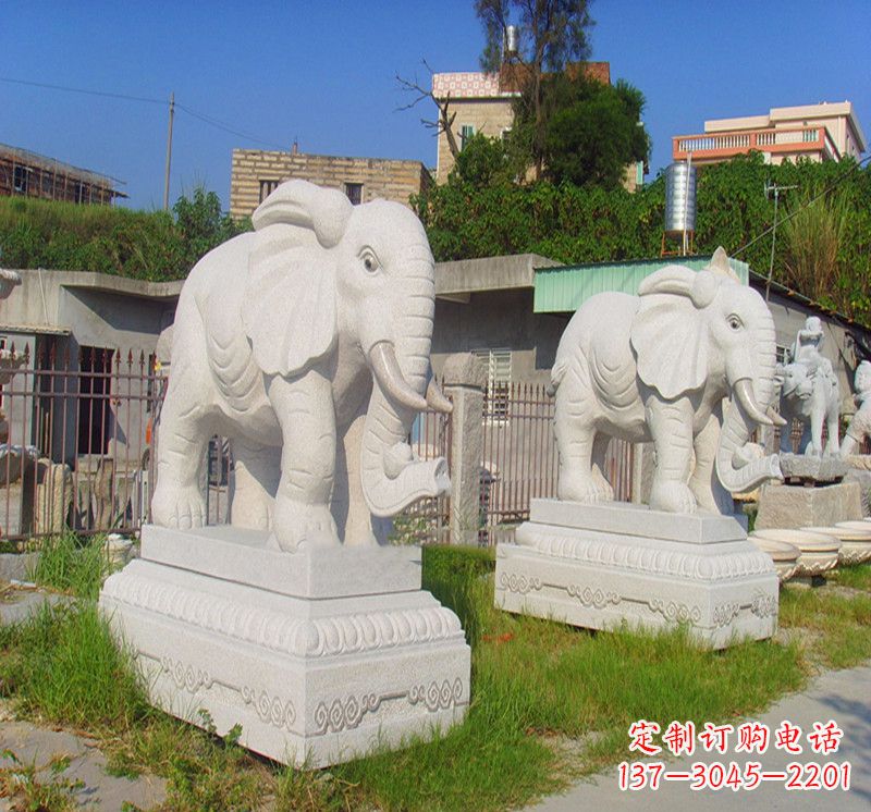 广东优雅宁静的大象雕塑