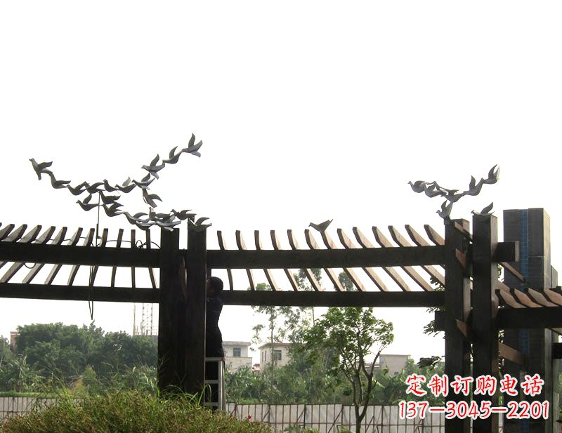 广东飞翔美景·鸽子雕塑