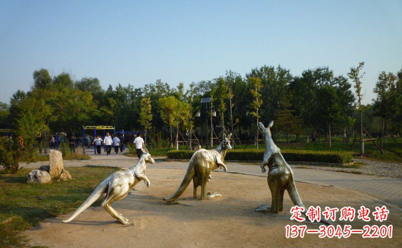 广东公园袋鼠动物铜雕 (3)