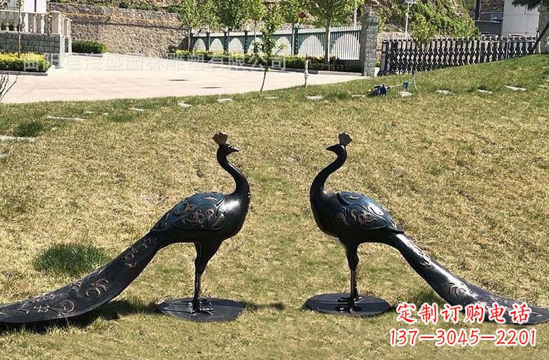 广东公园青铜孔雀雕塑