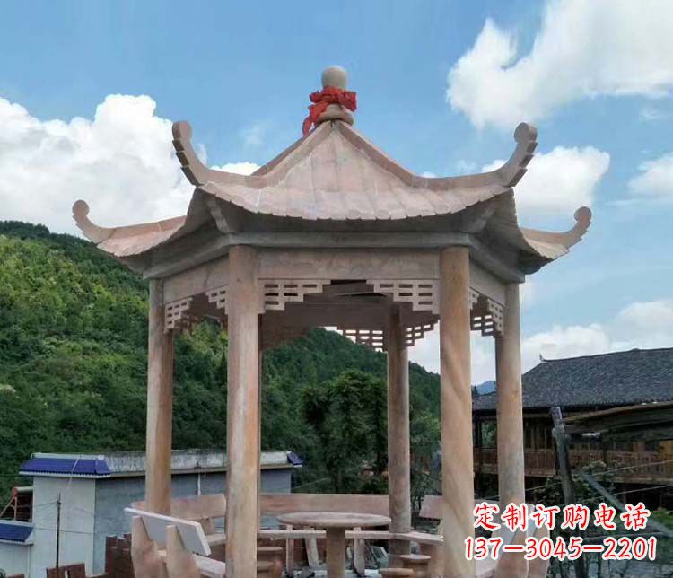 广东一流的公园晚霞红六角石雕凉亭