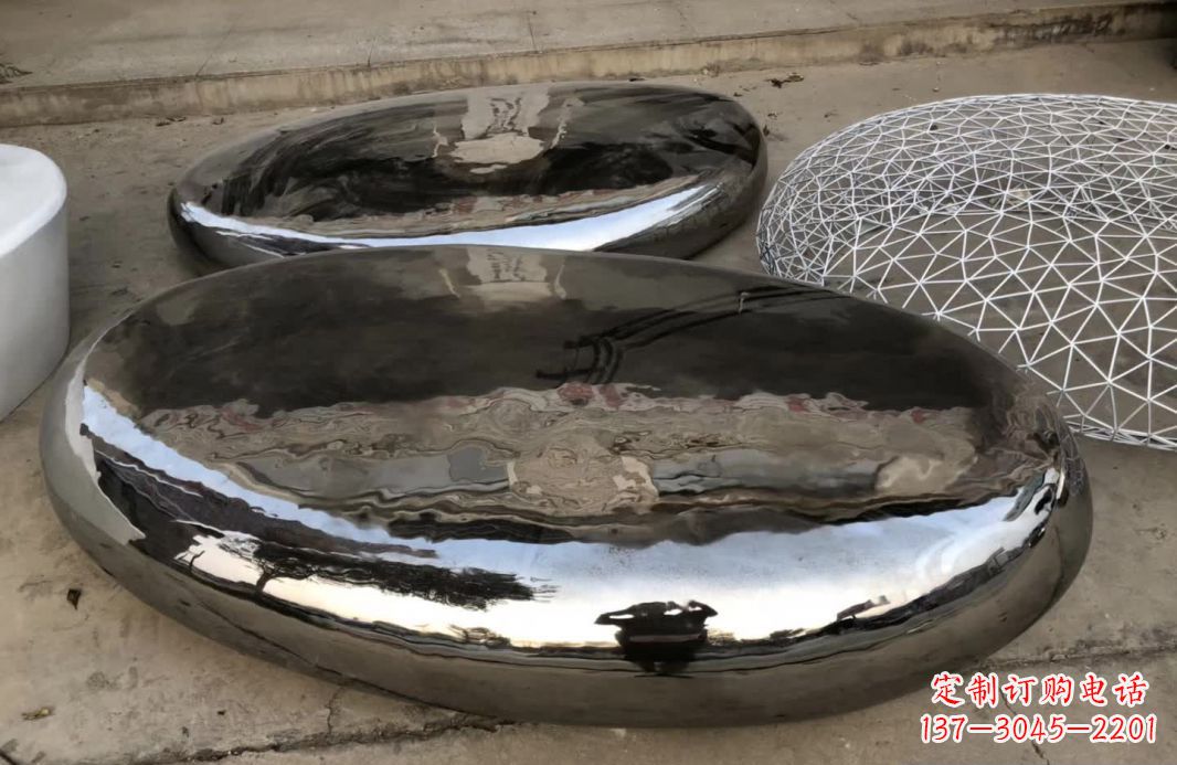 广东享受艺术的魅力,请选择中领雕塑的镜面不锈钢鹅卵石雕塑