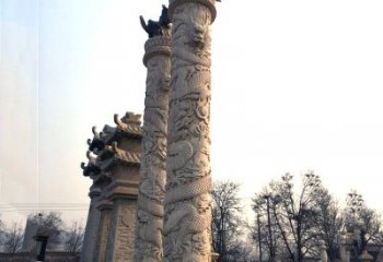 广东精致精美的华表柱石雕