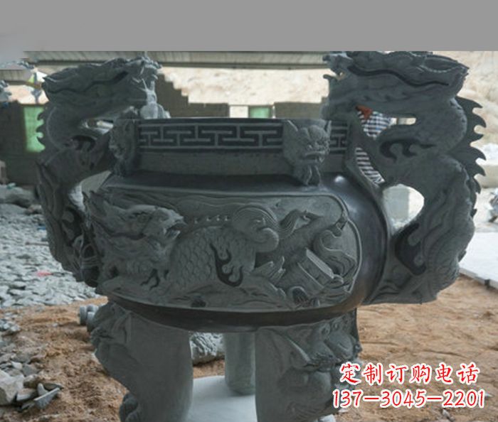 广东寺庙景观青石龙头香炉石雕