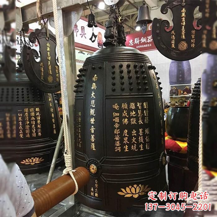 广东寺院挂钟铜雕塑
