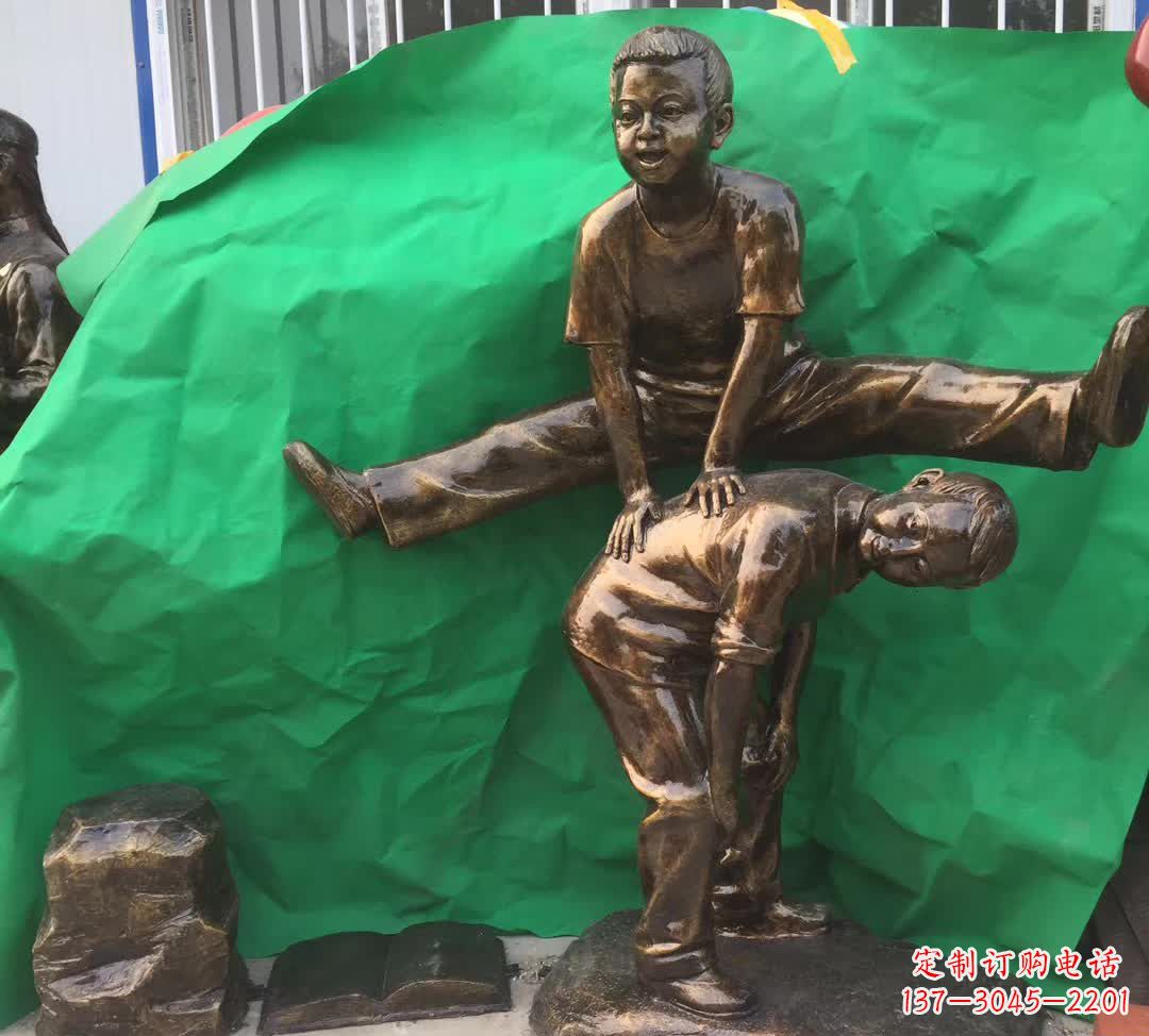 广东跳马儿童铜雕