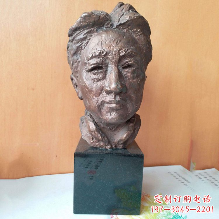 广东现代画家徐悲鸿先生头像雕塑