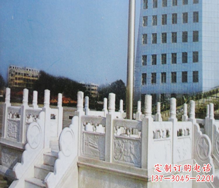 广东校园汉白玉升旗台景观石雕