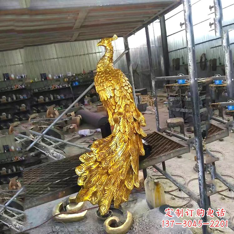 广东中国古代传说中的瑞鸟凤凰鎏金铜雕